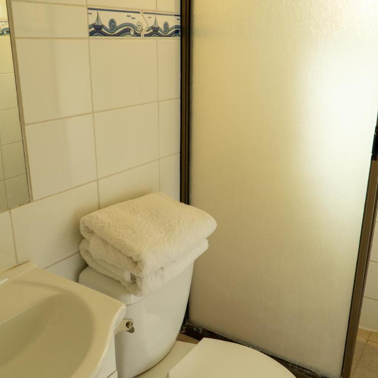 Cabañas El Mirador de La Herradura - Two-Bedroom Apartment - 10