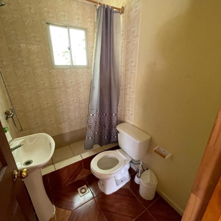 Cabaña en naturaleza y a 5 minutos de Playa las Docas - Four-Bedroom House - 9