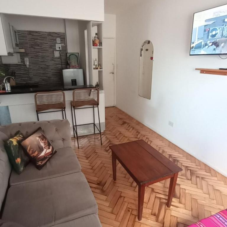 January in San Telmo, full apartment with balcony p2 - One-Bedroom Apartment - 1