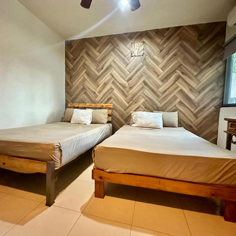 Penthouse Terraza & Jacuzzi Panorámicos, playas-cenotes y la Quinta Avenida todo caminando a 10 minutos! Muy amplio 2 niveles, excelente ubicación centro de Playa del Carmen, cerca de restaurantes, bares, área de coworking incluida para nómadas digitales! - Two-Bedroom Apartment - 58
