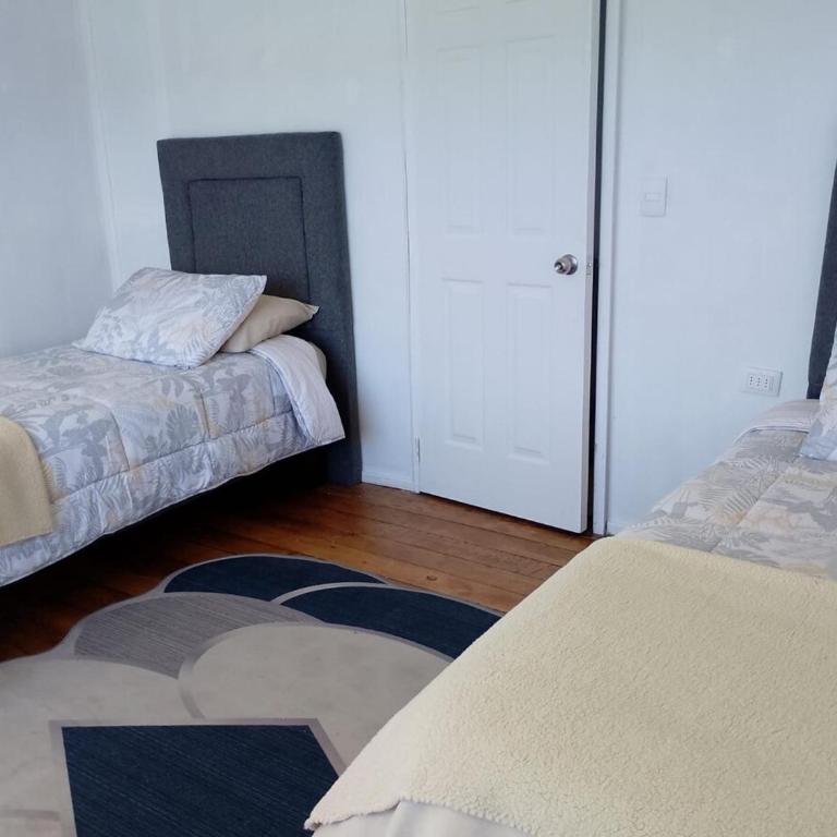 Comoda casa con salida al mar - Three-Bedroom Home - 8