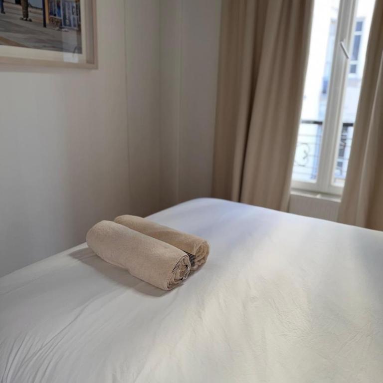 Elegant appartment Parisian - Chambre Double - 2