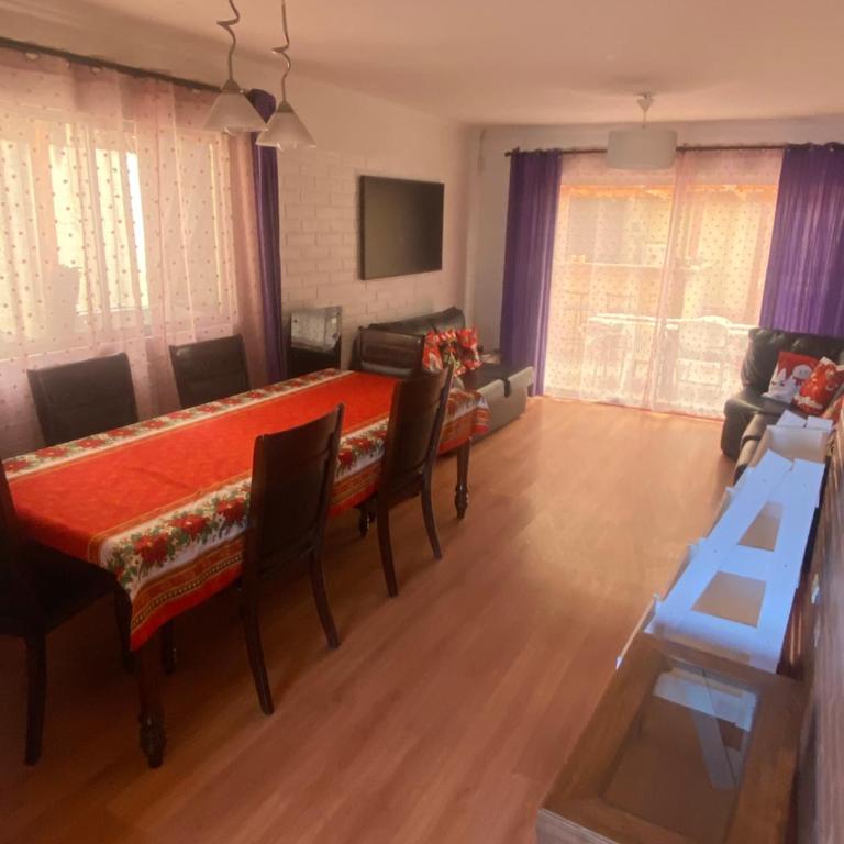Depto Balmaceda - Three-Bedroom Apartment - 3