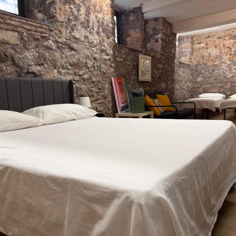 Lavica - One-Bedroom Apartment - 1
