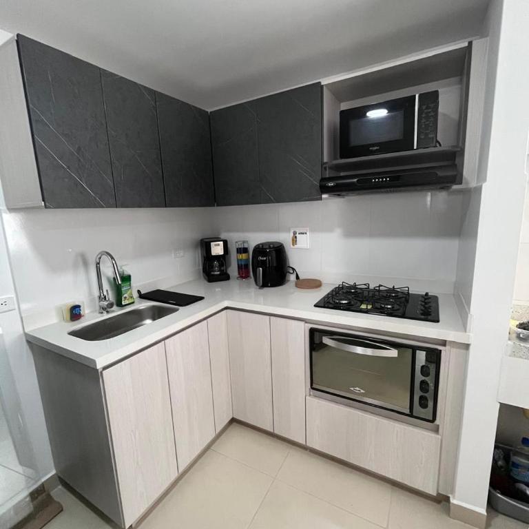 Moderno y acogedor apartamento en sabaneta - Apartamento de 2 dormitorios - 13