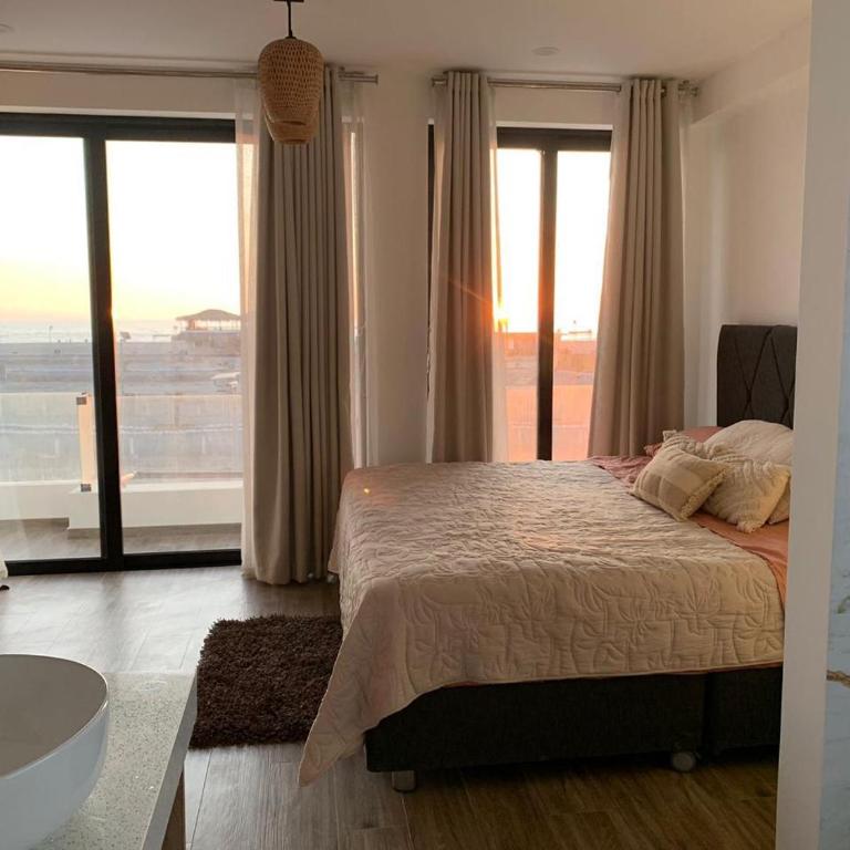 Topará Beach House - Four-Bedroom House - 36