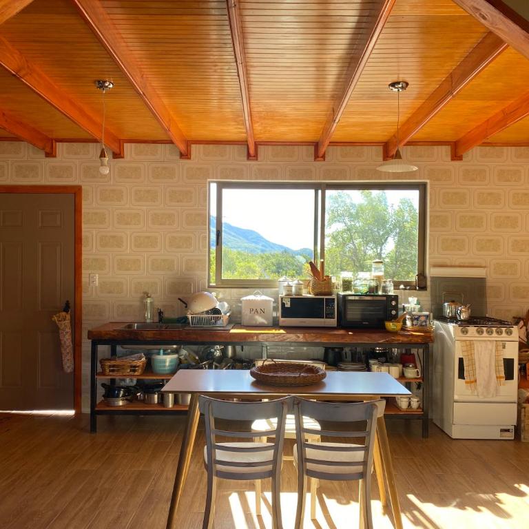 casa familiar Antuco - Three-Bedroom House - 1