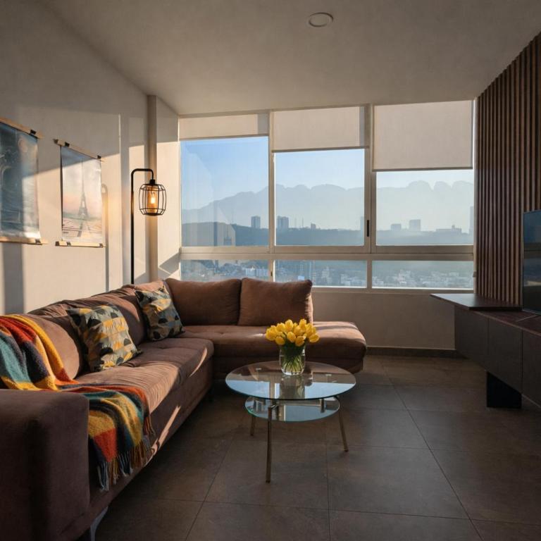 Stylish Panoramic Views City Loft - Deluxe Apartment - 3