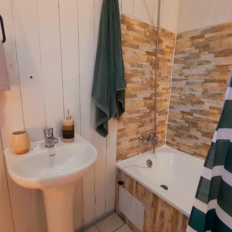 Cabañas Magaly Calcurrupe - One-Bedroom Chalet - 3