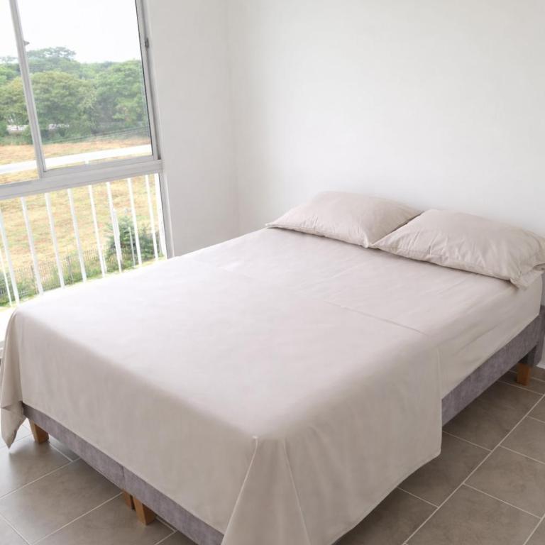 Apartamento cerca a Piscilago, Club House Ricaurte - Apartamento de 2 dormitorios con vistas a la montaña - 12