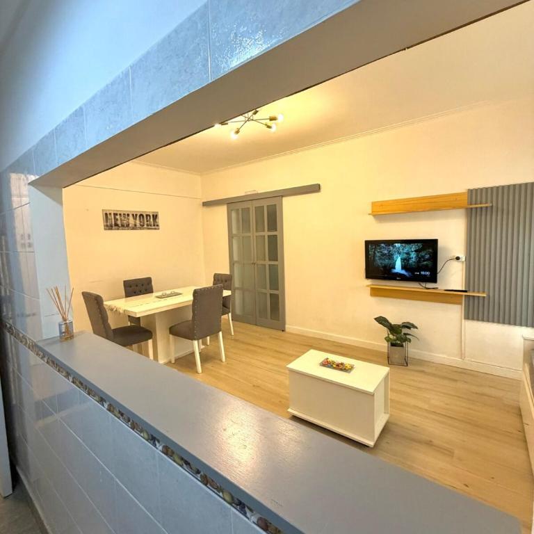 Departamento céntrico frente al casino y a pasos del mar! - Apartamento de 1 dormitorio - 16