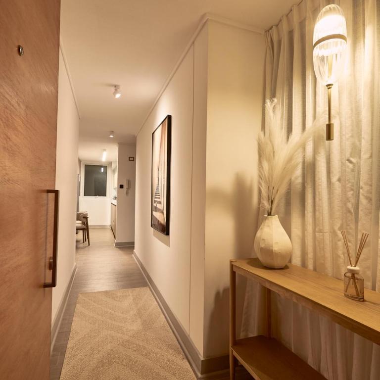 Departamento boutique con Azotea privada diseño exclusivo - Three-Bedroom Apartment - 36