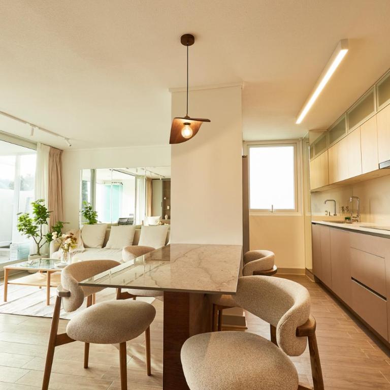 Departamento boutique con Azotea privada diseño exclusivo - Three-Bedroom Apartment - 41