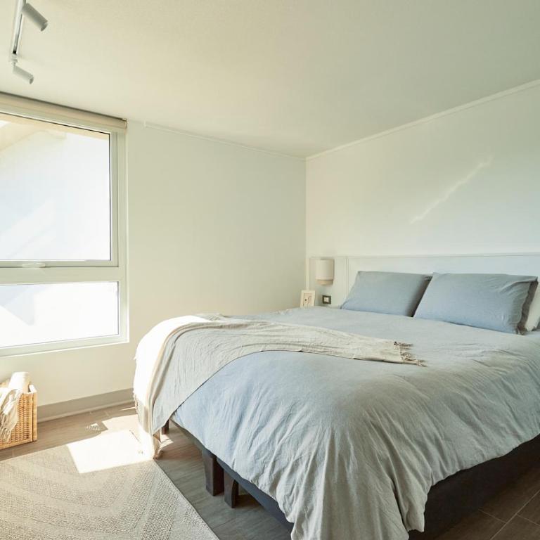 Departamento boutique con Azotea privada diseño exclusivo - Three-Bedroom Apartment - 55