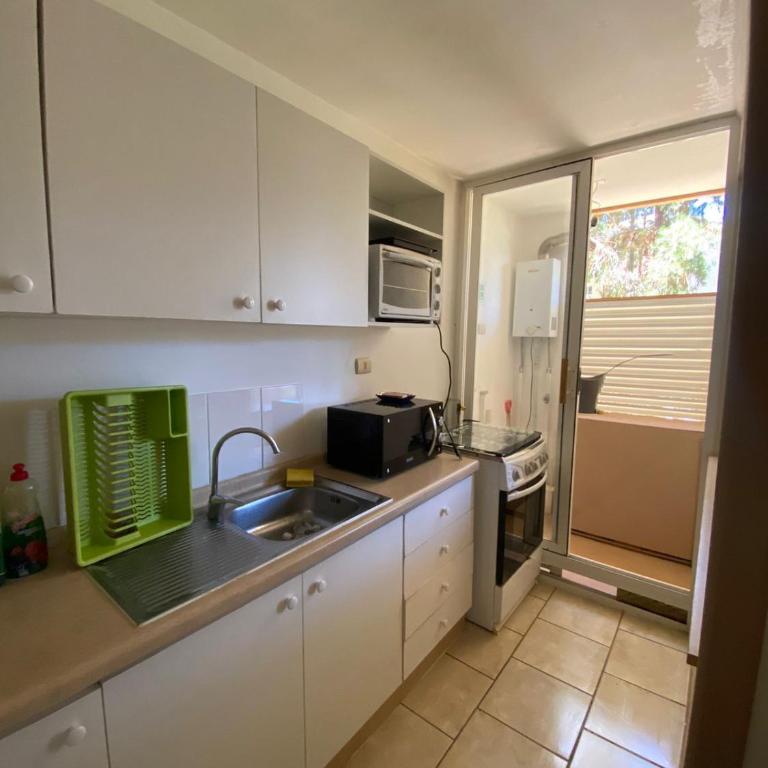 Acogedor departamento familiar en El Tabo - Three-Bedroom Apartment - 4