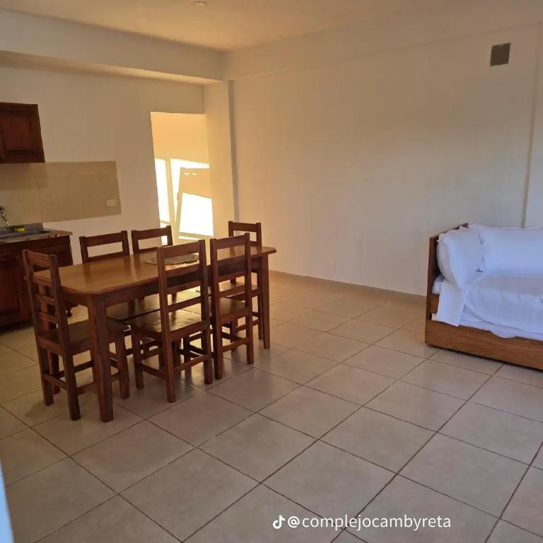 Complejo Cambyreta - One-Bedroom Apartment - 13