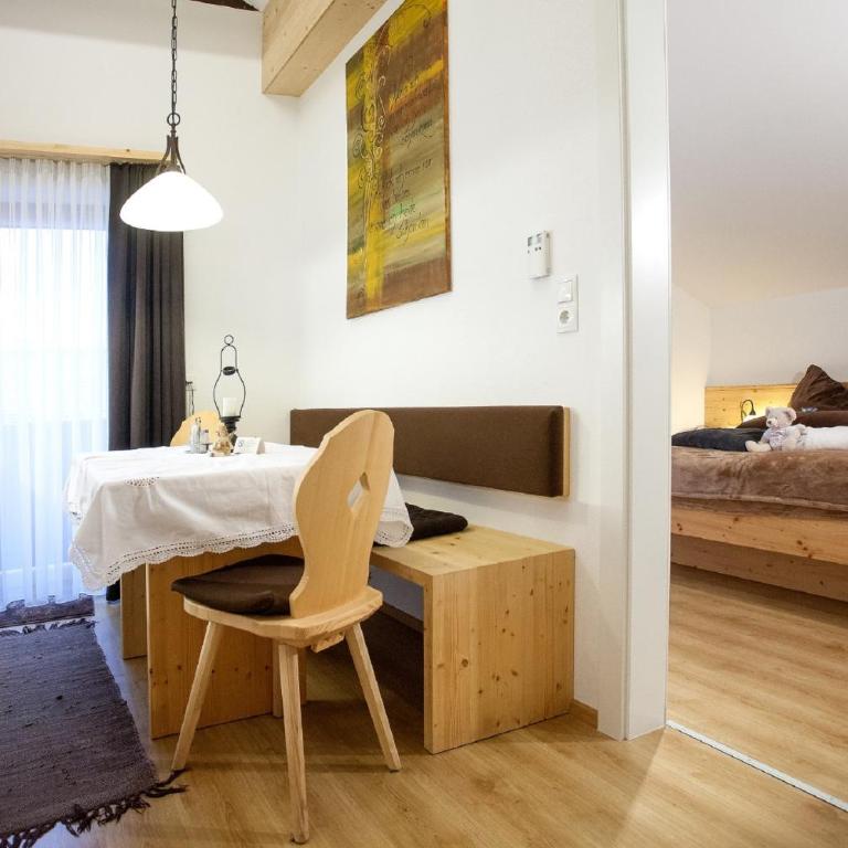 Gästehaus Waldrand Garni - Apartment mit 2 Schlafzimmern (4 Erwachsene) - 7
