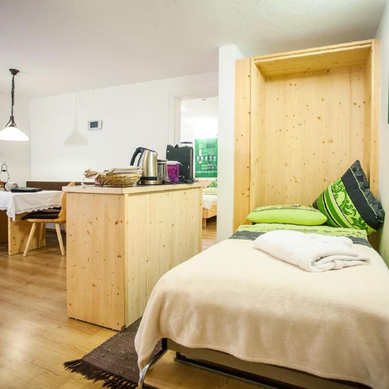 Gästehaus Waldrand Garni - Apartment mit 2 Schlafzimmern (5 Erwachsene) - 2