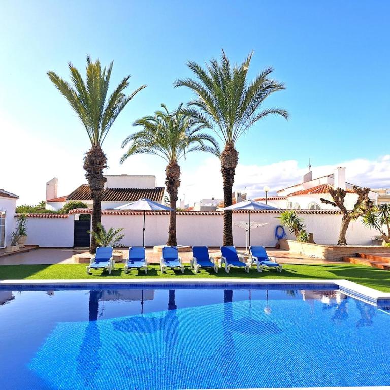 Large Villa & Casita with Pool and Gameroom PMT28 - Villa - 14