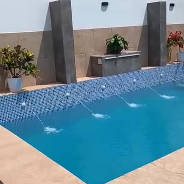 Casa pulpos - Six-Bedroom House - 1
