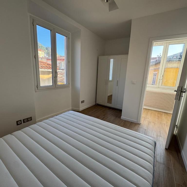 Bel appartement au calme dans le Vieux Nice - Appartement - 12