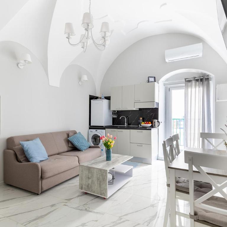 APARTAMENT CHIARA - accanto alle scale dell amore - Julia Vieste - One-Bedroom Apartment - 4