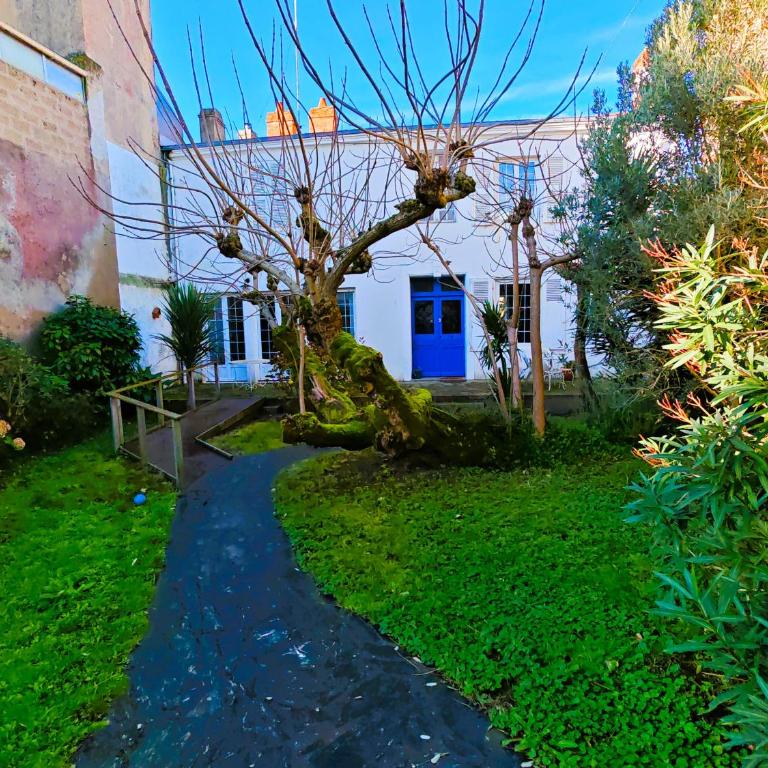 Villa Simone - 200m de la Plage - Three-Bedroom House - 20