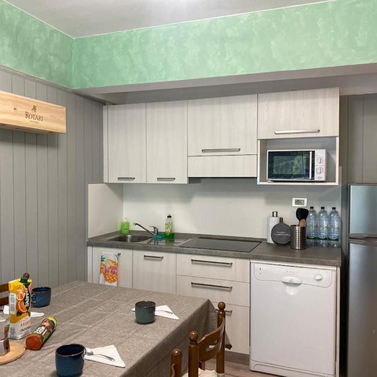 Suite apartment Marilleva 2 bedroom private parking - Appartamento con 2 Camere da Letto - 20
