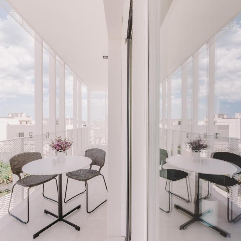 Suite 10 Home Design & Spa - Suite con 1 Camera da Letto e Balcone - 9