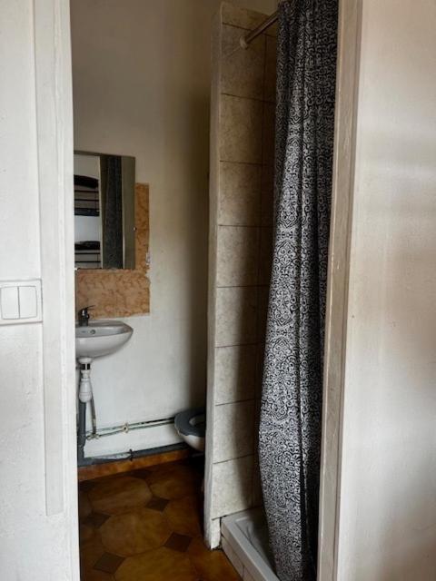 Alpazur - Bed in Male Dormitory Room - 3