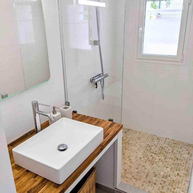 Waterfront Villa in Cap d Antibes - Maison 4 Chambres - 33
