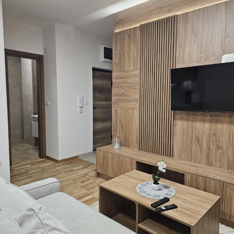 Apartmani Corner - Apartman - Prizemlje - 11
