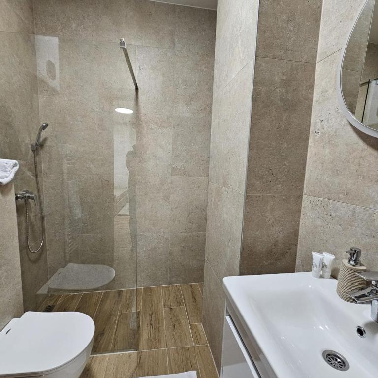 Apartmani Corner - Apartman - Prizemlje - 4