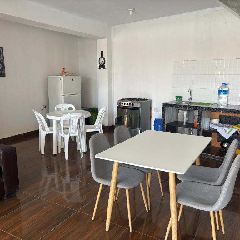 Casita de Playa 2026 - Two-Bedroom House - 1