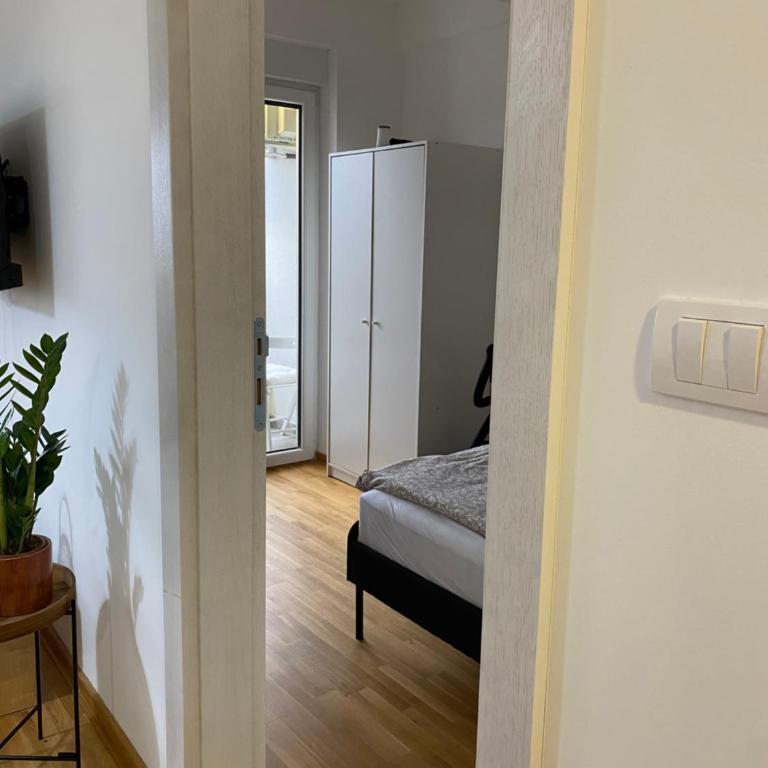 Apartman Adamović- 5 min by walk to the City center - Apartman sa 1 Spavaćom Sobom - 8