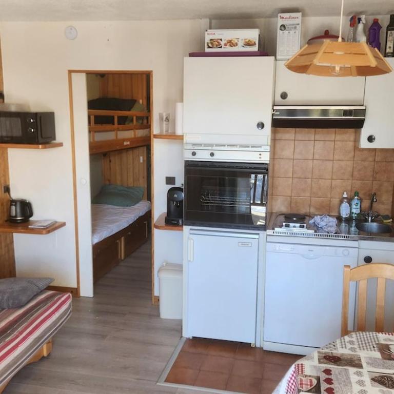 Studio Vars les Claux proche des pistes - One-Bedroom Apartment - 11