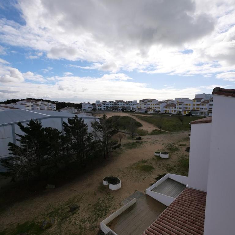 T3 lumineux à deux pas de la plage - Two-Bedroom Apartment - 25
