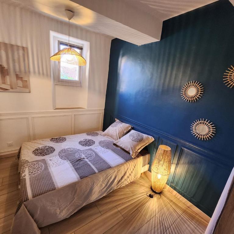 Au centre de Sanary, à 50m du port dans une magnifique rue pietonne - One-Bedroom Apartment - 25