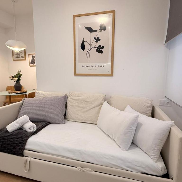 Viar Fika Studios - Estudio con sofá cama - 1