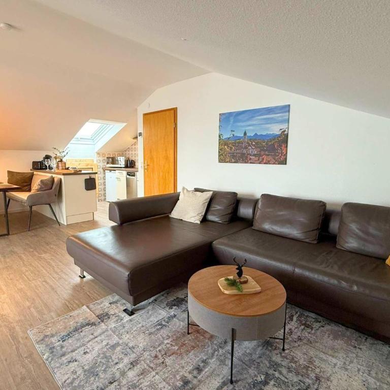 FeWo Aloisius im Allgäu - Über den Dächern von Nesselwang, Sonniger Balkon, Bergblick, Königscard inklusive - Apartment - 9