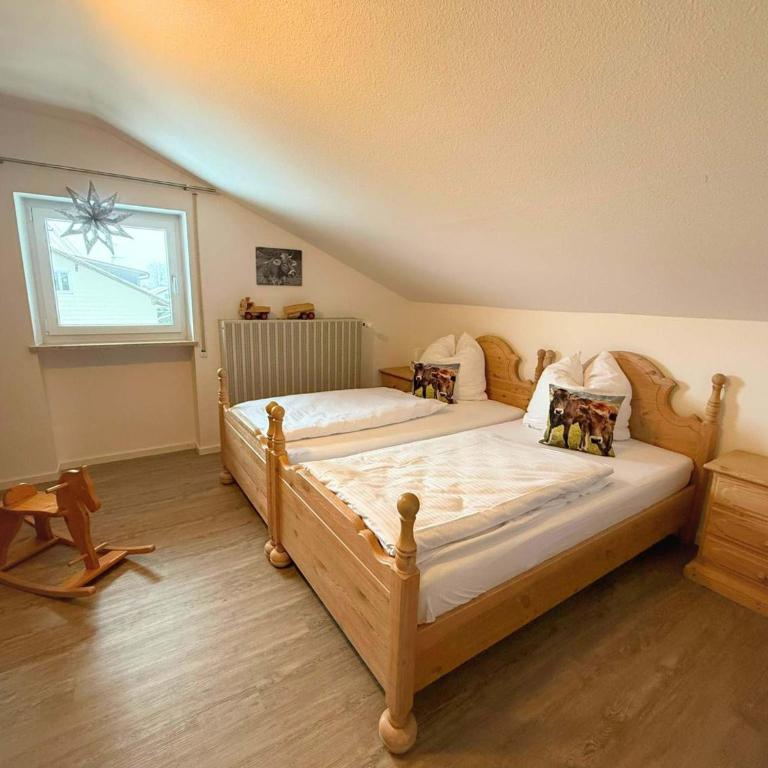 FeWo Aloisius im Allgäu - Über den Dächern von Nesselwang, Sonniger Balkon, Bergblick, Königscard inklusive - Apartment - 18