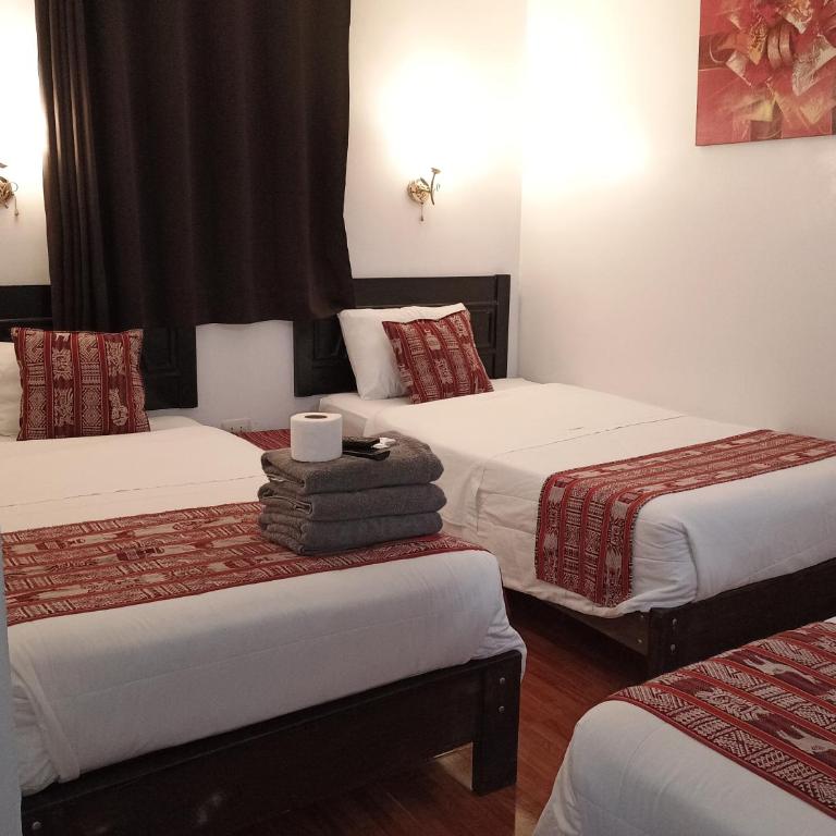 Hostal Killari Machupicchu - Triple Room with Private Bathroom - 2
