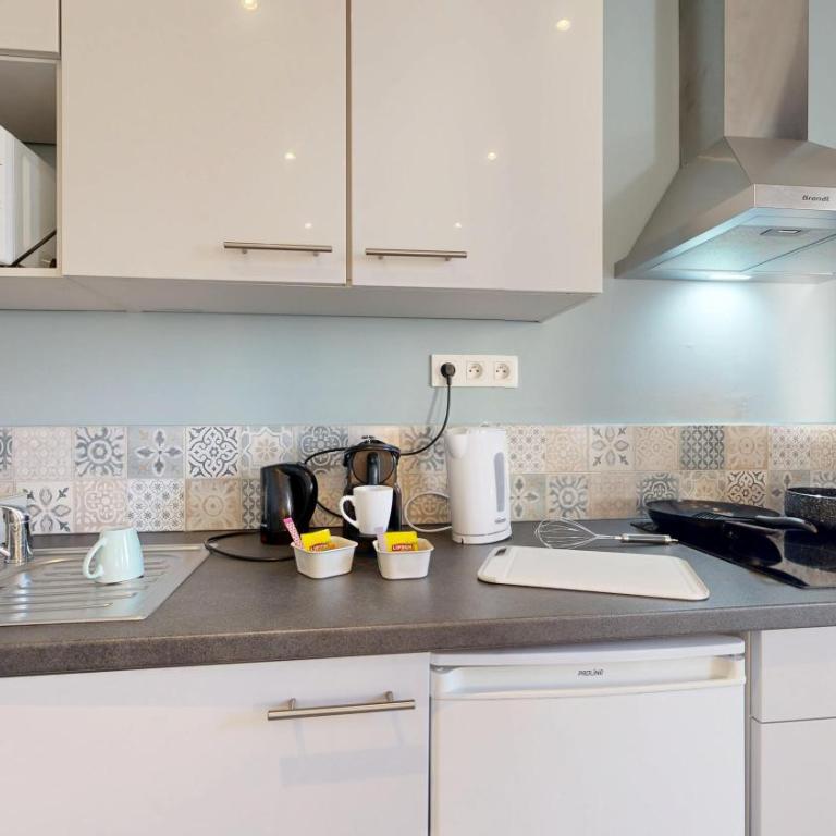 expat renting - Le Célia - Central - Wi-Fi - Appartement 2 Chambres - 12