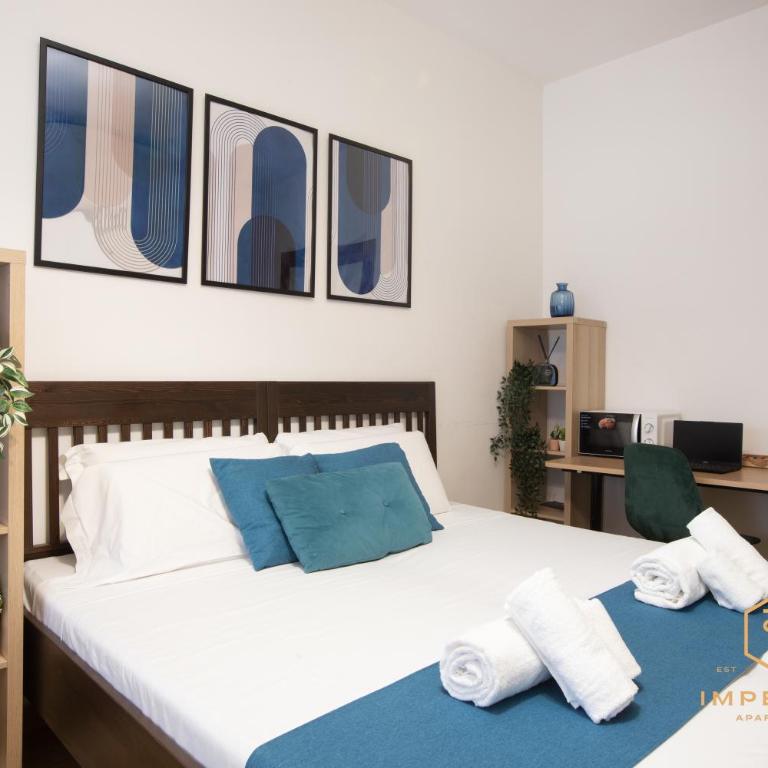 Imperium Garbatella Guesthouse - 2 bedrooms with private bathroom, Terrace, 800mt to metro - Classic Quadruple Room - 6