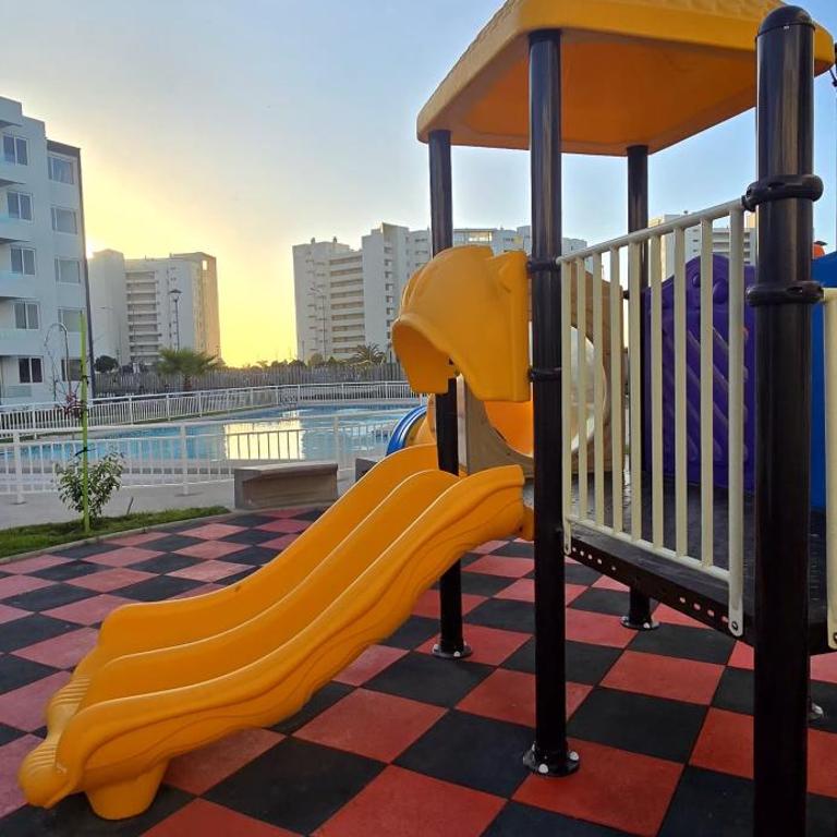 Depto con Piscina y Ubicación Privilegiada cerca del Faro La Serena - Two-Bedroom Apartment - 8