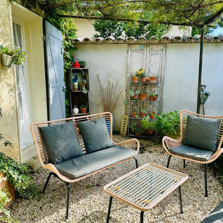 Havre de paix proche centre ville, jardin, piscine - Maison 1 Chambre - 16