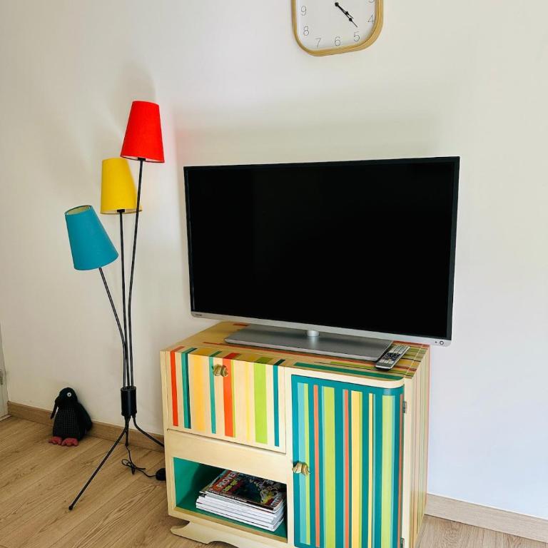 Havre de paix proche centre ville, jardin, piscine - Maison 1 Chambre - 24