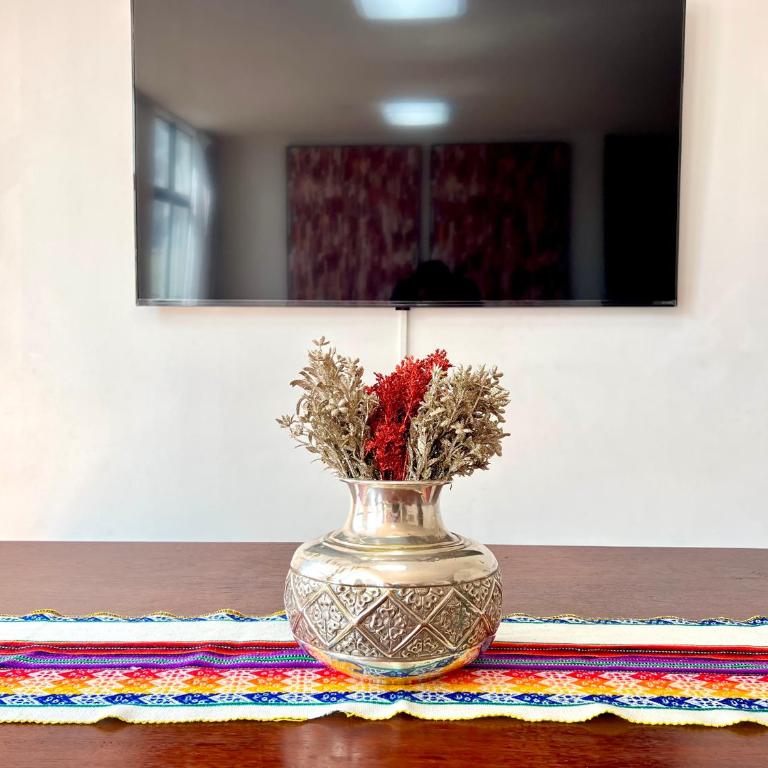 Best Central Lima Stay w city view w Fast Wifi - Apartamento de 3 dormitorios - 2