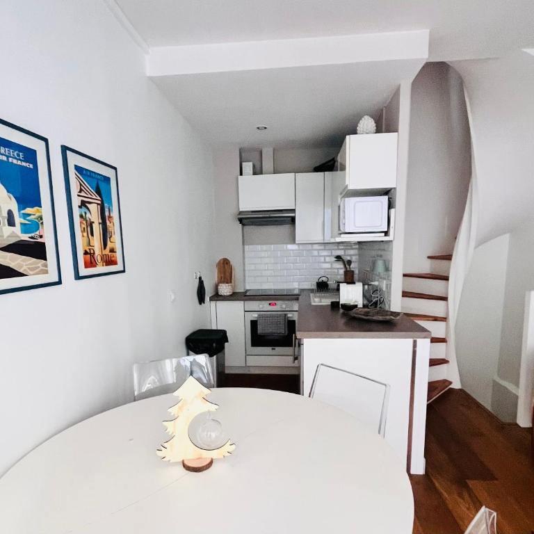 La Dolce Trouvillaise - Maison 5 personnes - Plein centre Trouville - Au calme - Belle Terrasse - Casa de 2 dormitorios - 4