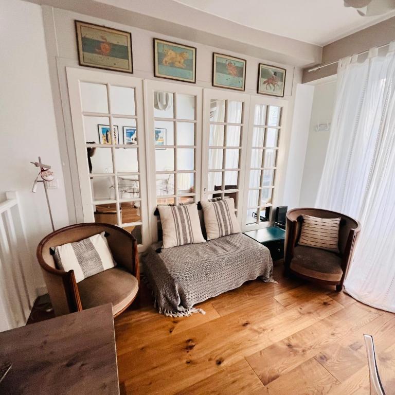 La Dolce Trouvillaise - Maison 5 personnes - Plein centre Trouville - Au calme - Belle Terrasse - Casa de 2 dormitorios - 3